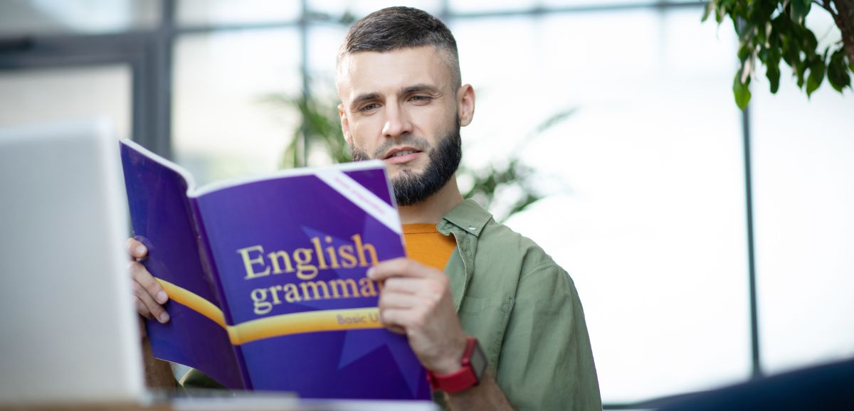 “Bật mí” 5 phương pháp tự học tiếng Anh cho người đi làm